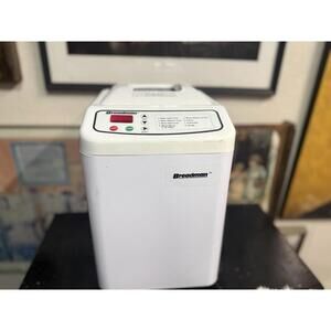 Breadman TR-440 Automatic Bread Maker 1.5 Lb Loaf  Machine